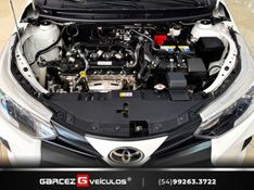TOYOTA YARIS 1.5 XS CONNECT SEDAN 16V 2022/2023 GARCEZ VEÍCULOS BENTO GONÇALVES / Carros no Vale