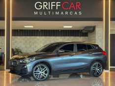 BMW X2 2.0 16V TURBO ACTIVEFLEX SDRIVE 20I 2018/2019 GRIFFCAR MULTIMARCAS DOIS IRMÃOS / Carros no Vale