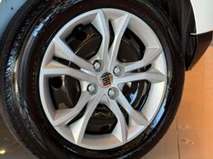 FIAT ARGO 1.0 DRIVE 6V 2023/2024 GRIFFCAR MULTIMARCAS DOIS IRMÃOS / Carros no Vale