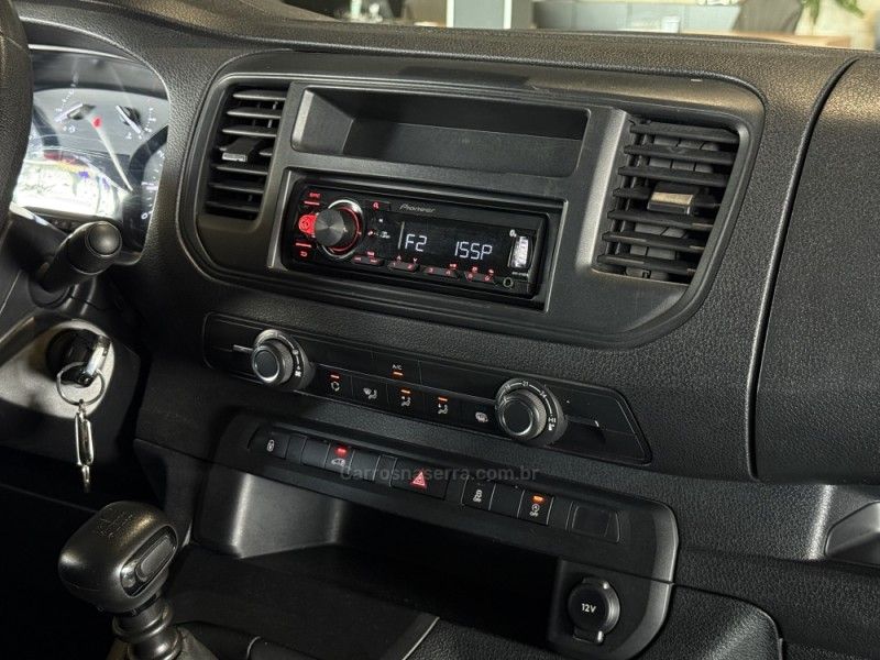 FIAT SCUDO CARGO 1.5 TURBO 16V 2023/2024 GRIFFCAR MULTIMARCAS DOIS IRMÃOS / Carros no Vale