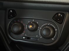 FIAT UNO 1.4 EVO WAY 8V 2014/2014 GRIFFCAR MULTIMARCAS DOIS IRMÃOS / Carros no Vale