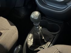 FIAT UNO 1.4 EVO WAY 8V 2014/2014 GRIFFCAR MULTIMARCAS DOIS IRMÃOS / Carros no Vale