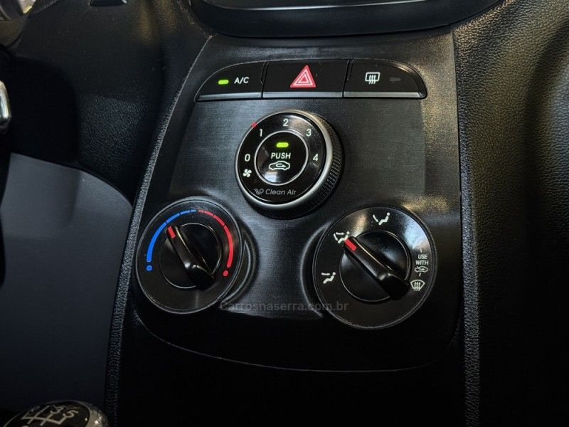 HYUNDAI HB20 1.6 PREMIUM 16V 2012/2013 GRIFFCAR MULTIMARCAS DOIS IRMÃOS / Carros no Vale HYUNDAI HB20 1.6 PREMIUM 16V 2012/2013 GRIFFCAR MULTIMARCAS DOIS IRMÃOS / Carros no Vale