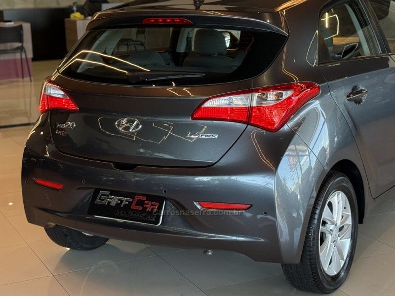 HYUNDAI HB20 1.6 PREMIUM 16V 2012/2013 GRIFFCAR MULTIMARCAS DOIS IRMÃOS / Carros no Vale HYUNDAI HB20 1.6 PREMIUM 16V 2012/2013 GRIFFCAR MULTIMARCAS DOIS IRMÃOS / Carros no Vale