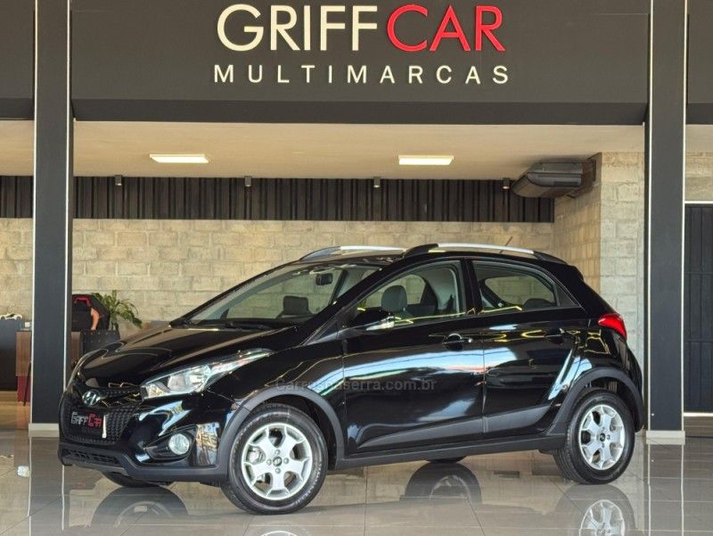 HYUNDAI HB20X 1.6 16V STYLE 2013/2014 GRIFFCAR MULTIMARCAS DOIS IRMÃOS / Carros no Vale HYUNDAI HB20X 1.6 16V STYLE 2013/2014 GRIFFCAR MULTIMARCAS DOIS IRMÃOS / Carros no Vale