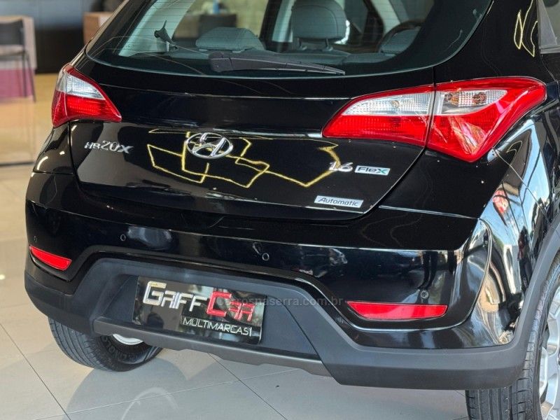 HYUNDAI HB20X 1.6 16V STYLE 2013/2014 GRIFFCAR MULTIMARCAS DOIS IRMÃOS / Carros no Vale HYUNDAI HB20X 1.6 16V STYLE 2013/2014 GRIFFCAR MULTIMARCAS DOIS IRMÃOS / Carros no Vale