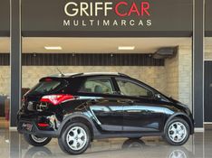 HYUNDAI HB20X 1.6 16V STYLE 2013/2014 GRIFFCAR MULTIMARCAS DOIS IRMÃOS / Carros no Vale