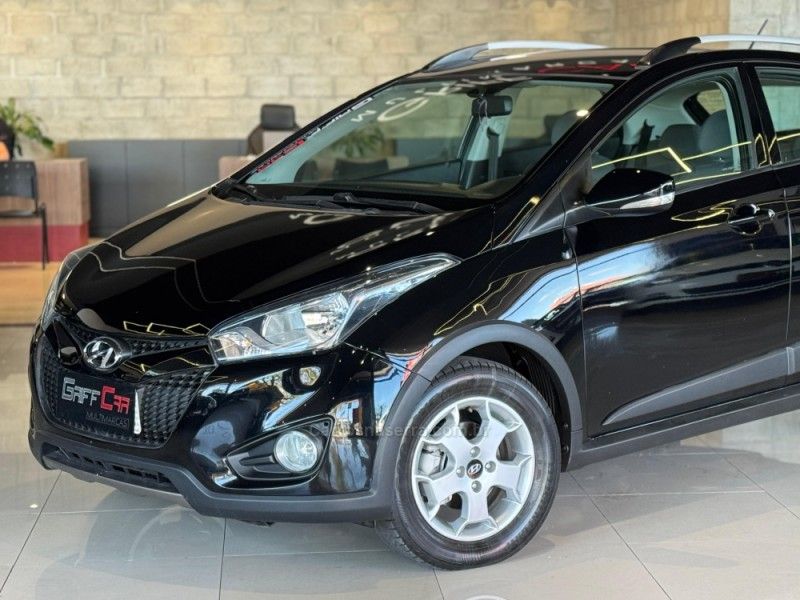 HYUNDAI HB20X 1.6 16V STYLE 2013/2014 GRIFFCAR MULTIMARCAS DOIS IRMÃOS / Carros no Vale HYUNDAI HB20X 1.6 16V STYLE 2013/2014 GRIFFCAR MULTIMARCAS DOIS IRMÃOS / Carros no Vale
