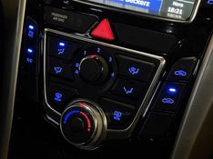 HYUNDAI I30 1.8 MPI 16V 2015/2016 GRIFFCAR MULTIMARCAS DOIS IRMÃOS / Carros no Vale