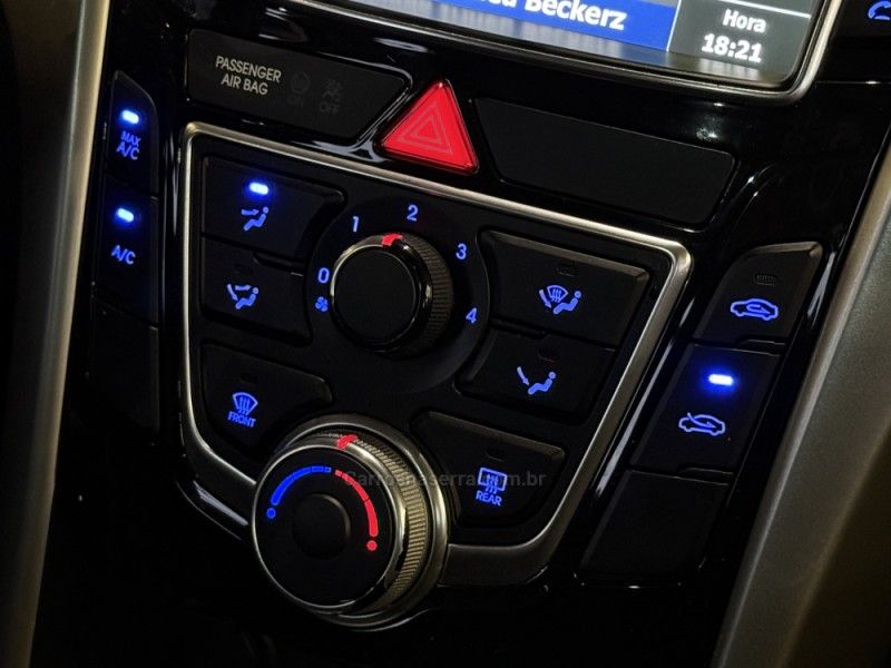 HYUNDAI I30 1.8 MPI 16V 2015/2016 GRIFFCAR MULTIMARCAS DOIS IRMÃOS / Carros no Vale HYUNDAI I30 1.8 MPI 16V 2015/2016 GRIFFCAR MULTIMARCAS DOIS IRMÃOS / Carros no Vale