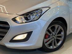 HYUNDAI I30 1.8 MPI 16V 2015/2016 GRIFFCAR MULTIMARCAS DOIS IRMÃOS / Carros no Vale