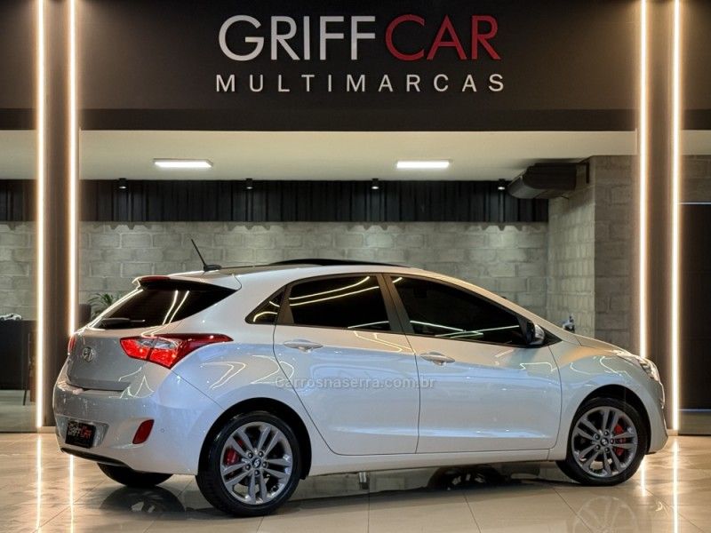 HYUNDAI I30 1.8 MPI 16V 2015/2016 GRIFFCAR MULTIMARCAS DOIS IRMÃOS / Carros no Vale HYUNDAI I30 1.8 MPI 16V 2015/2016 GRIFFCAR MULTIMARCAS DOIS IRMÃOS / Carros no Vale