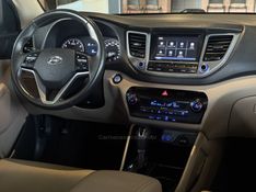 HYUNDAI TUCSON 1.6 GLS TURBO 2017/2018 GRIFFCAR MULTIMARCAS DOIS IRMÃOS / Carros no Vale