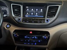 HYUNDAI TUCSON 1.6 GLS TURBO 2017/2018 GRIFFCAR MULTIMARCAS DOIS IRMÃOS / Carros no Vale