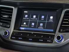 HYUNDAI TUCSON 1.6 GLS TURBO 2017/2018 GRIFFCAR MULTIMARCAS DOIS IRMÃOS / Carros no Vale