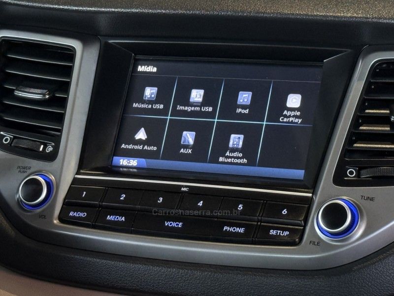 HYUNDAI TUCSON 1.6 GLS TURBO 2017/2018 GRIFFCAR MULTIMARCAS DOIS IRMÃOS / Carros no Vale HYUNDAI TUCSON 1.6 GLS TURBO 2017/2018 GRIFFCAR MULTIMARCAS DOIS IRMÃOS / Carros no Vale