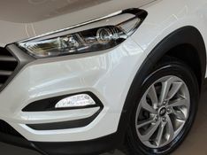 HYUNDAI TUCSON 1.6 GLS TURBO 2017/2018 GRIFFCAR MULTIMARCAS DOIS IRMÃOS / Carros no Vale