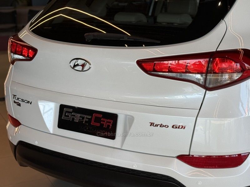 HYUNDAI TUCSON 1.6 GLS TURBO 2017/2018 GRIFFCAR MULTIMARCAS DOIS IRMÃOS / Carros no Vale HYUNDAI TUCSON 1.6 GLS TURBO 2017/2018 GRIFFCAR MULTIMARCAS DOIS IRMÃOS / Carros no Vale