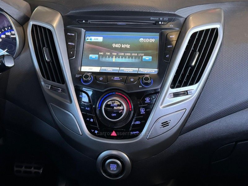 HYUNDAI VELOSTER 1.6 16V 3P 2012/2013 GRIFFCAR MULTIMARCAS DOIS IRMÃOS / Carros no Vale HYUNDAI VELOSTER 1.6 16V 3P 2012/2013 GRIFFCAR MULTIMARCAS DOIS IRMÃOS / Carros no Vale