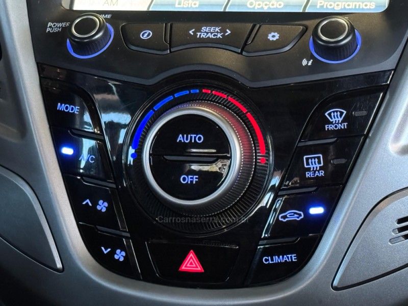 HYUNDAI VELOSTER 1.6 16V 3P 2012/2013 GRIFFCAR MULTIMARCAS DOIS IRMÃOS / Carros no Vale HYUNDAI VELOSTER 1.6 16V 3P 2012/2013 GRIFFCAR MULTIMARCAS DOIS IRMÃOS / Carros no Vale