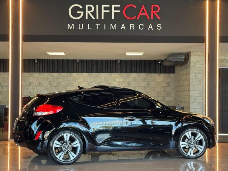 HYUNDAI VELOSTER 1.6 16V 3P 2012/2013 GRIFFCAR MULTIMARCAS DOIS IRMÃOS / Carros no Vale HYUNDAI VELOSTER 1.6 16V 3P 2012/2013 GRIFFCAR MULTIMARCAS DOIS IRMÃOS / Carros no Vale