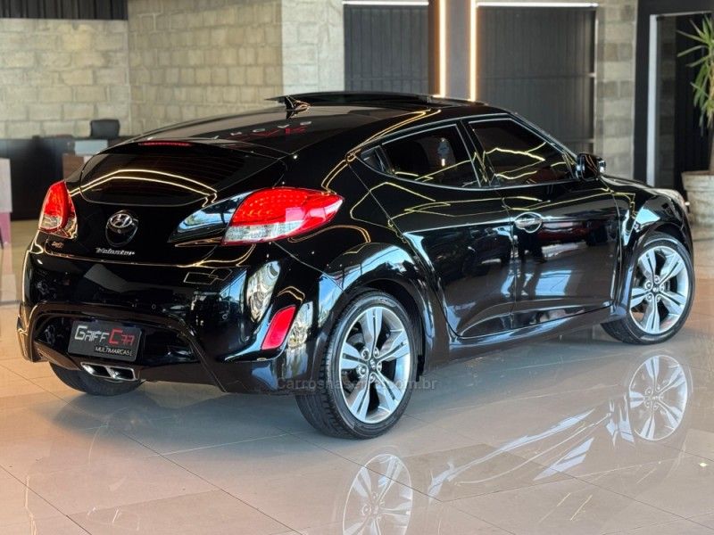 HYUNDAI VELOSTER 1.6 16V 3P 2012/2013 GRIFFCAR MULTIMARCAS DOIS IRMÃOS / Carros no Vale HYUNDAI VELOSTER 1.6 16V 3P 2012/2013 GRIFFCAR MULTIMARCAS DOIS IRMÃOS / Carros no Vale
