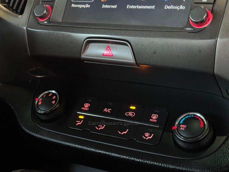 KIA SPORTAGE 2.0 LX2 OFF G4 2013/2014 GRIFFCAR MULTIMARCAS DOIS IRMÃOS / Carros no Vale