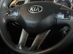 KIA SPORTAGE 2.0 LX2 OFF G4 2013/2014 GRIFFCAR MULTIMARCAS DOIS IRMÃOS / Carros no Vale