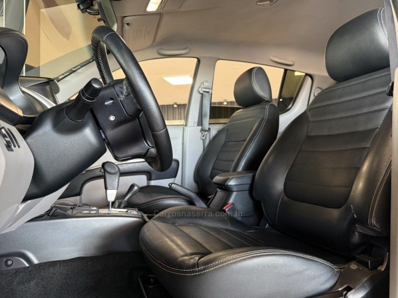 MITSUBISHI L200 TRITON 3.2 HPE 4X4 CD 16V TURBO INTERCOOLER 2016/2017 GRIFFCAR MULTIMARCAS DOIS IRMÃOS / Carros no Vale MITSUBISHI L200 TRITON 3.2 HPE 4X4 CD 16V TURBO INTERCOOLER 2016/2017 GRIFFCAR MULTIMARCAS DOIS IRMÃOS / Carros no Vale