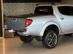 MITSUBISHI L200 TRITON 3.2 HPE 4X4 CD 16V TURBO INTERCOOLER 2016/2017 GRIFFCAR MULTIMARCAS DOIS IRMÃOS / Carros no Vale