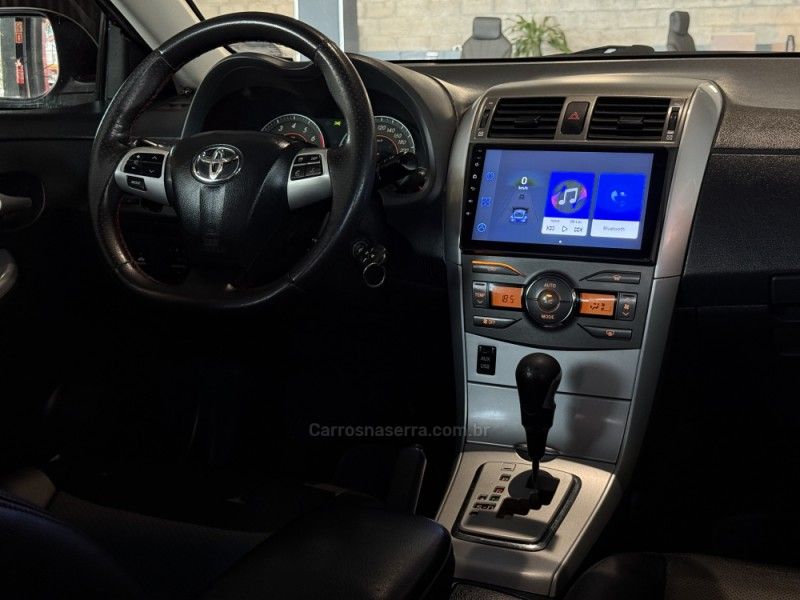 TOYOTA COROLLA 2.0 XRS 16V 2012/2013 GRIFFCAR MULTIMARCAS DOIS IRMÃOS / Carros no Vale