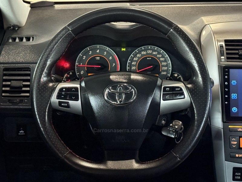 TOYOTA COROLLA 2.0 XRS 16V 2012/2013 GRIFFCAR MULTIMARCAS DOIS IRMÃOS / Carros no Vale