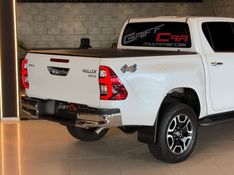 TOYOTA HILUX 2.8 SRX 4X4 CD 16V 2022/2023 GRIFFCAR MULTIMARCAS DOIS IRMÃOS / Carros no Vale
