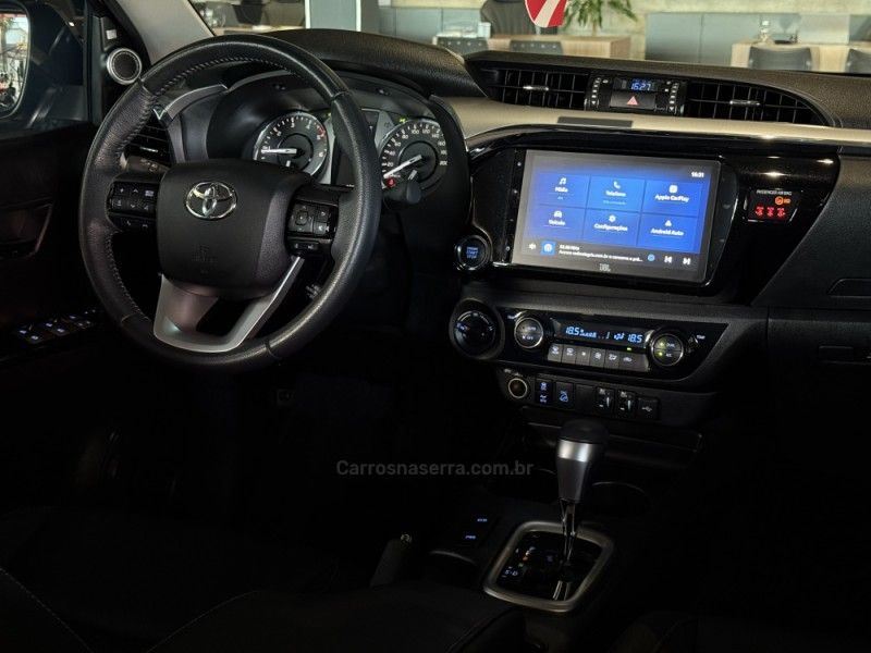 TOYOTA HILUX 2.8 SRX PLUS 4X4 CD TURBO 2024/2024 GRIFFCAR MULTIMARCAS DOIS IRMÃOS / Carros no Vale
