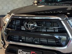 TOYOTA HILUX 2.8 SRX PLUS 4X4 CD TURBO 2024/2024 GRIFFCAR MULTIMARCAS DOIS IRMÃOS / Carros no Vale
