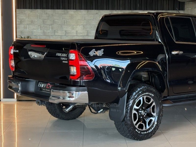 TOYOTA HILUX 2.8 SRX PLUS 4X4 CD TURBO 2024/2024 GRIFFCAR MULTIMARCAS DOIS IRMÃOS / Carros no Vale