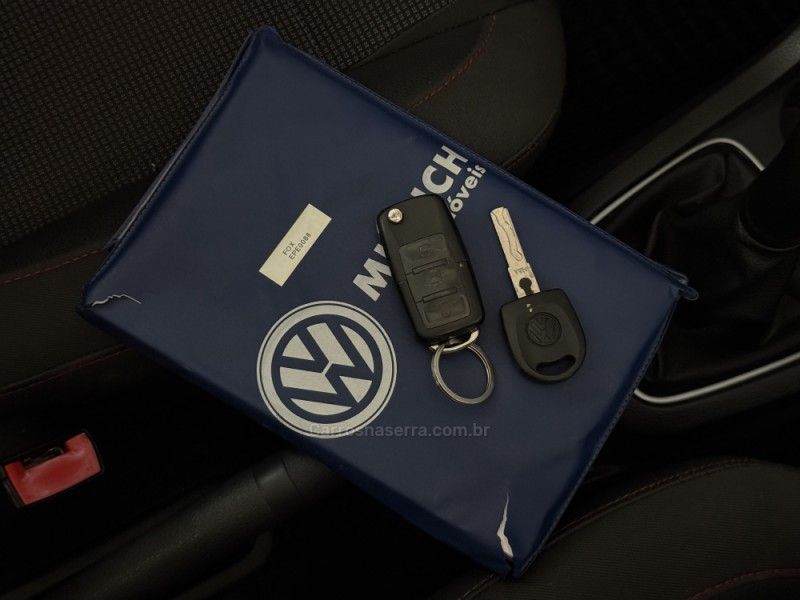 VOLKSWAGEN FOX 1.6 MI PRIME 8V 2010/2011 GRIFFCAR MULTIMARCAS DOIS IRMÃOS / Carros no Vale VOLKSWAGEN FOX 1.6 MI PRIME 8V 2010/2011 GRIFFCAR MULTIMARCAS DOIS IRMÃOS / Carros no Vale