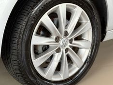 VOLKSWAGEN FOX 1.6 MI PRIME 8V 2010/2011 GRIFFCAR MULTIMARCAS DOIS IRMÃOS / Carros no Vale