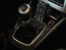 VOLKSWAGEN GOLF 1.6 MI SPORTLINE 8V 2013/2013 GRIFFCAR MULTIMARCAS DOIS IRMÃOS / Carros no Vale