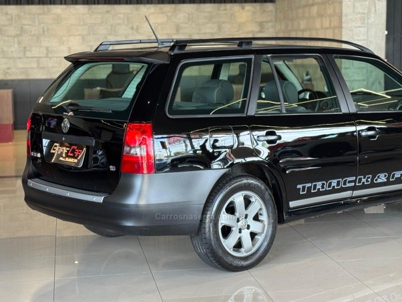 VOLKSWAGEN PARATI 1.6 MI TRACK & FIELD 8V G.IV 2007/2007 GRIFFCAR MULTIMARCAS DOIS IRMÃOS / Carros no Vale VOLKSWAGEN PARATI 1.6 MI TRACK & FIELD 8V G.IV 2007/2007 GRIFFCAR MULTIMARCAS DOIS IRMÃOS / Carros no Vale