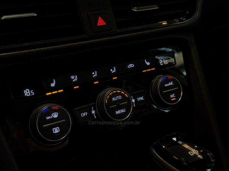 VOLKSWAGEN TAOS 1.4 16V HIGHLINE TSI 2022/2022 GRIFFCAR MULTIMARCAS DOIS IRMÃOS / Carros no Vale