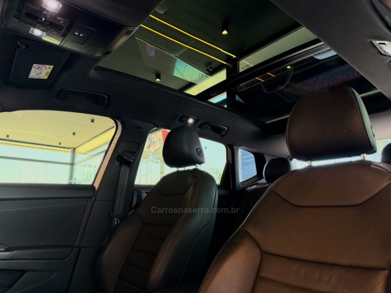 VOLKSWAGEN TAOS 1.4 16V HIGHLINE TSI 2022/2022 GRIFFCAR MULTIMARCAS DOIS IRMÃOS / Carros no Vale