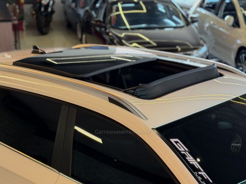 VOLKSWAGEN TAOS 1.4 16V HIGHLINE TSI 2022/2022 GRIFFCAR MULTIMARCAS DOIS IRMÃOS / Carros no Vale