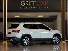 VOLKSWAGEN TAOS 1.4 16V HIGHLINE TSI 2022/2022 GRIFFCAR MULTIMARCAS DOIS IRMÃOS / Carros no Vale