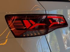 VOLKSWAGEN TAOS 1.4 16V HIGHLINE TSI 2022/2022 GRIFFCAR MULTIMARCAS DOIS IRMÃOS / Carros no Vale