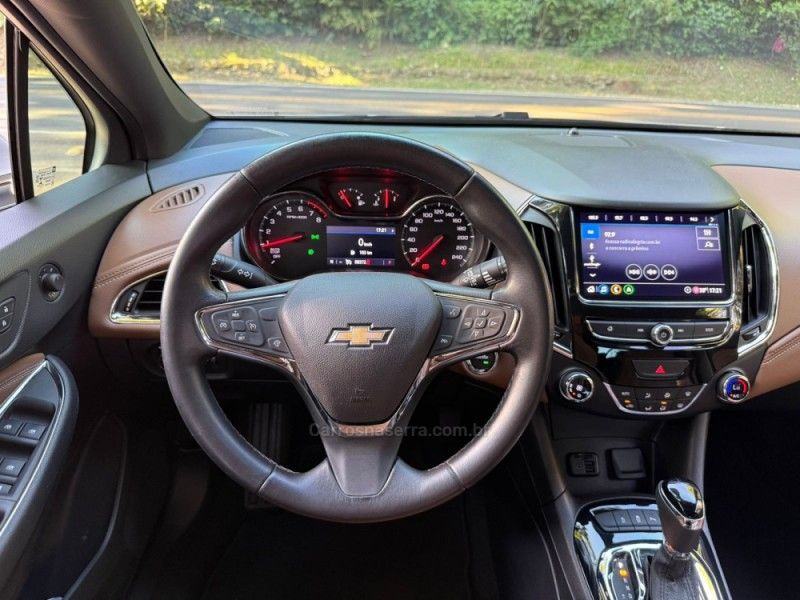 CHEVROLET CRUZE 1.4 PREMIER SPORT6 16V TURBO 2020/2020 KASPER VEÍCULOS DOIS IRMÃOS / Carros no Vale