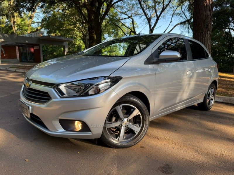 CHEVROLET ONIX 1.4 MPFI LTZ 8V 2018/2018 KASPER VEÍCULOS DOIS IRMÃOS / Carros no Vale