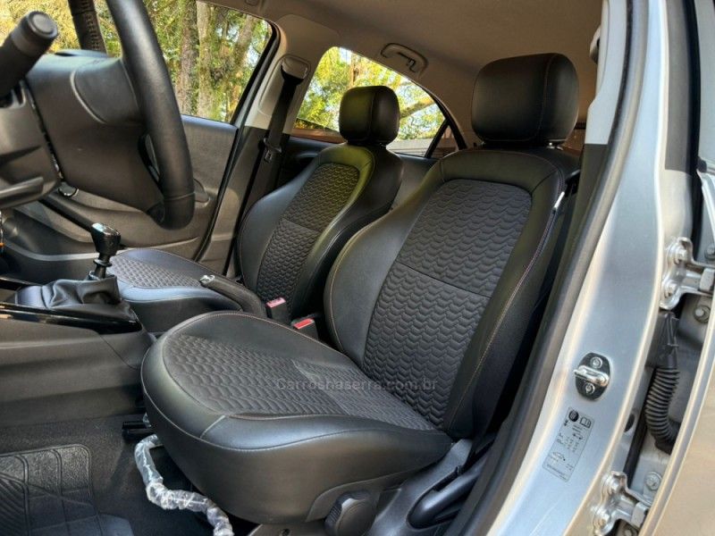 CHEVROLET ONIX 1.4 MPFI LTZ 8V 2018/2018 KASPER VEÍCULOS DOIS IRMÃOS / Carros no Vale