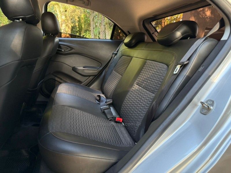 CHEVROLET ONIX 1.4 MPFI LTZ 8V 2018/2018 KASPER VEÍCULOS DOIS IRMÃOS / Carros no Vale