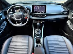 FIAT FASTBACK 1.0 TURBO 200 IMPETUS HIBRÍDO 2025/2025 KASPER VEÍCULOS DOIS IRMÃOS / Carros no Vale